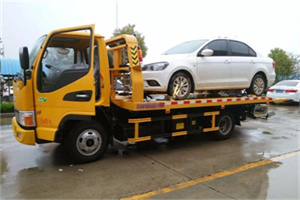 共和附近拖车救援24小时服务热线